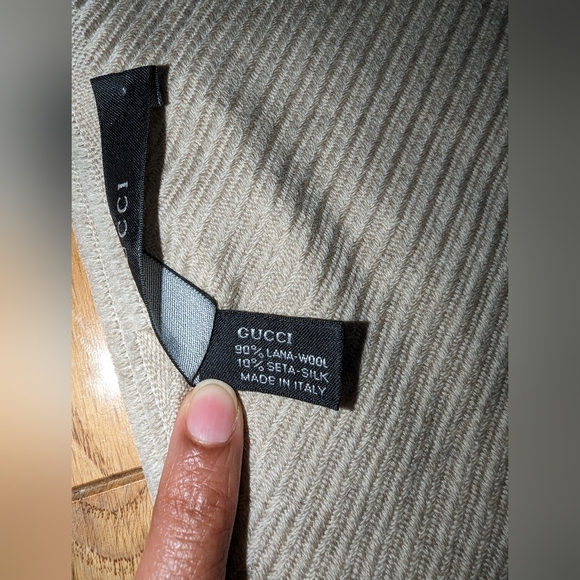 Gucci scarf - Picture 10 of 16